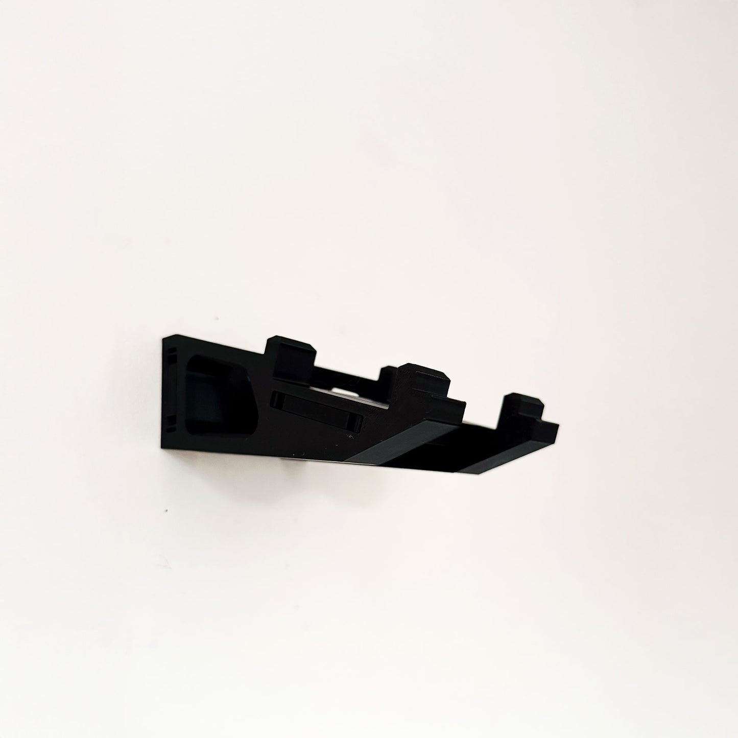 Angled Horizontal Wall Mount for LEGO® Technic Dom’s Dodge Charger (42111)